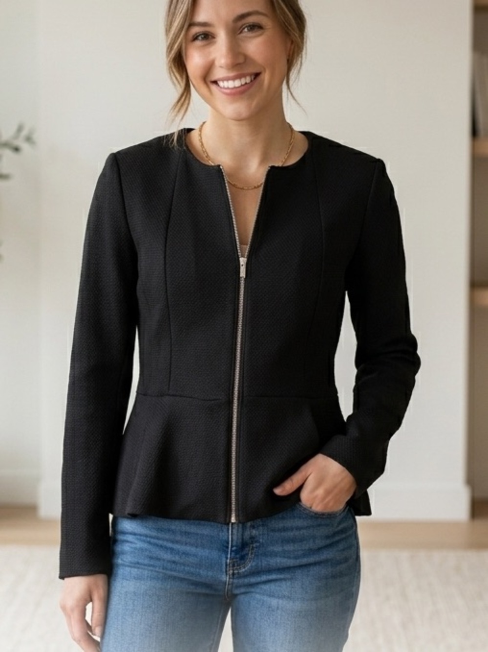 Christopher & Banks Women's Black Zip up Career Jacket size large‎